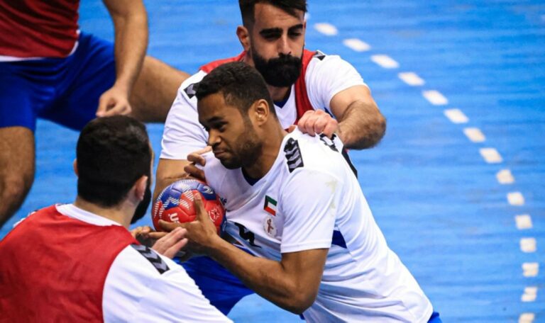 'أزرق-اليد'-بالمجموعة-الثالثة-بـ'كأس-العرب'