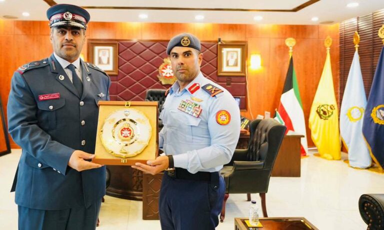 نائب-رئيس-الأركان-يبحث-مع-مسؤول-عسكري-قطري-موضوعات-ذات-اهتمام-مشترك