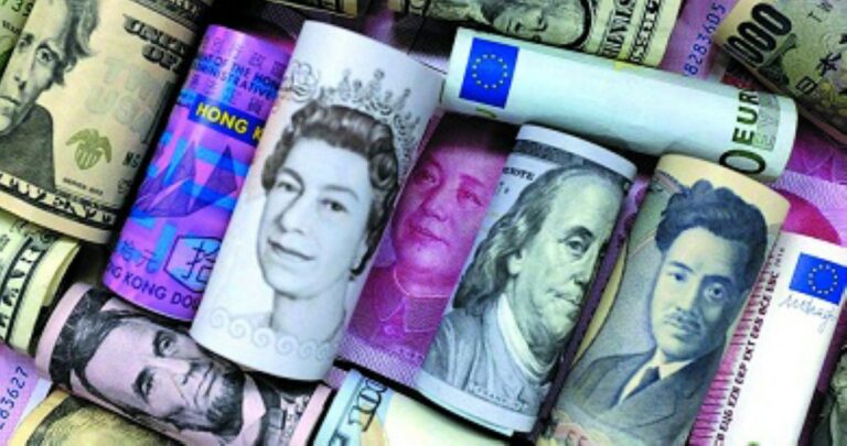 حرب-العملات…-خيارات-صعبة-للبنوك-المركزية-بعد-تراجع-الدولار