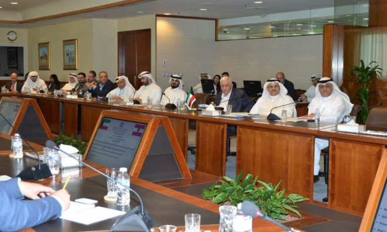 غرفة-التجارة-تبحث-مع-وفد-اقتصادي-نمساوي-الفرص-الاستثمارية-وتعزيز-التعاون-بين-البلدين