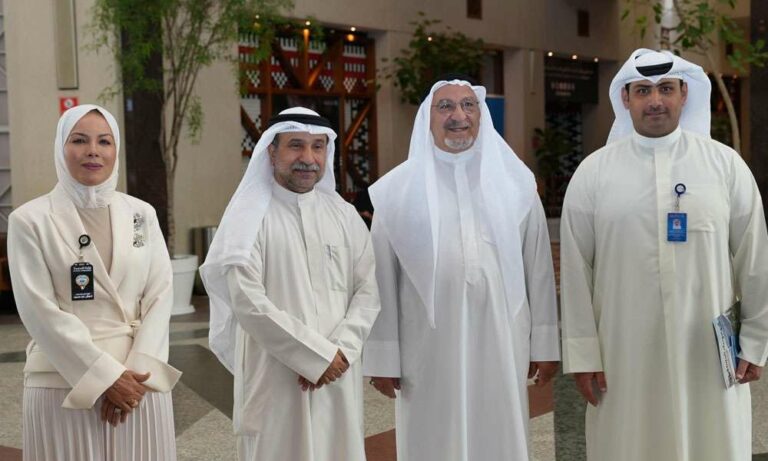 المركز-العلمي-ووزارة-التربية-ينظمان-مؤتمر-“الابتكارات-والرؤى-الجديدة-في-علم-الأحياء”
