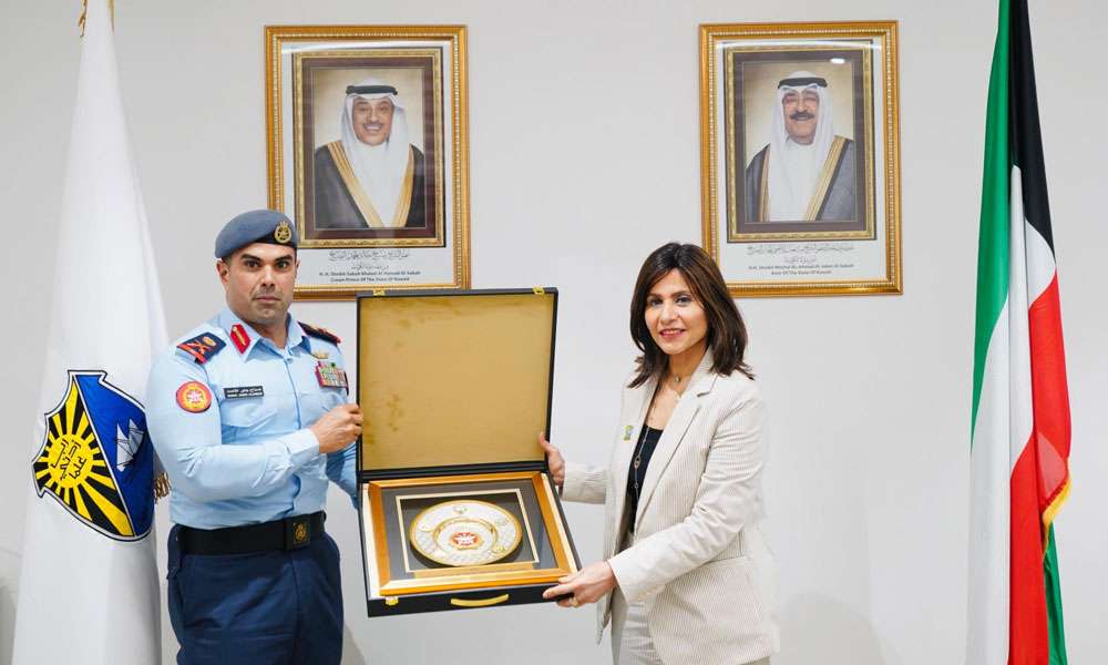 نائب-رئيس-الأركان-ومديرة-جامعة-الكويت-يبحثان-أوجه-التعاون-المشترك