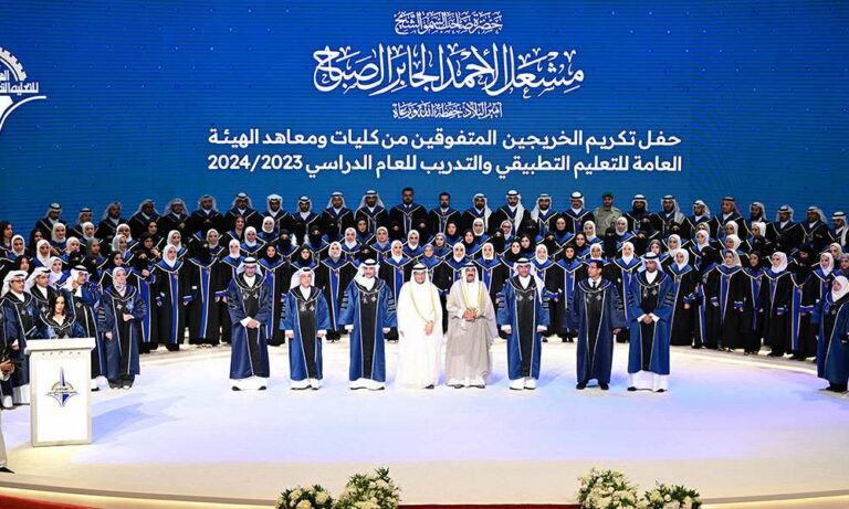 خريجو-التطبيقي:-رعاية-سمو-أمير-البلاد-لحفل-تخرجنا-وسام-فخر-وحافز-لنا-لمواصلة-مسيرة-التفوق