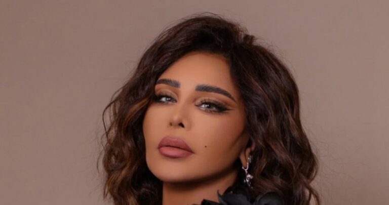 'ألبوم-عربي'-سبب-تأجيل-أحلام-طرح-'العناق-الأخير'