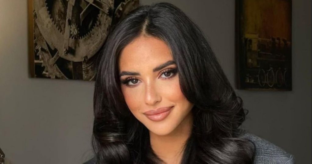 آية-سماحة-تهاجم-مشيرة-إسماعيل-بسبب-عيادة-بيطرية