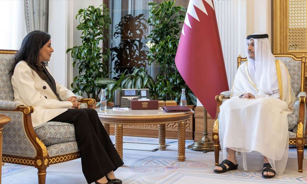 وزيرة-الأشغال-العامة-الكويتية-تبحث-مع-رئيس-الوزراء-القطري-علاقات-التعاون-بين-البلدين