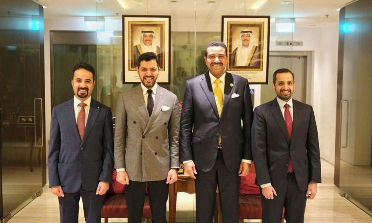 وزير-الدفاع-يشيد-بجهود-البعثة-الدبلوماسية-الكويتية-لدى-سنغافورة-ودورها-في-تعزيز-التعاون-المشترك