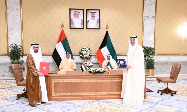 دولة-الكويت-ودولة-الامارات-توقعان-عددا-من-مذكرات-التفاهم-بين-البلدين-الشقيقين