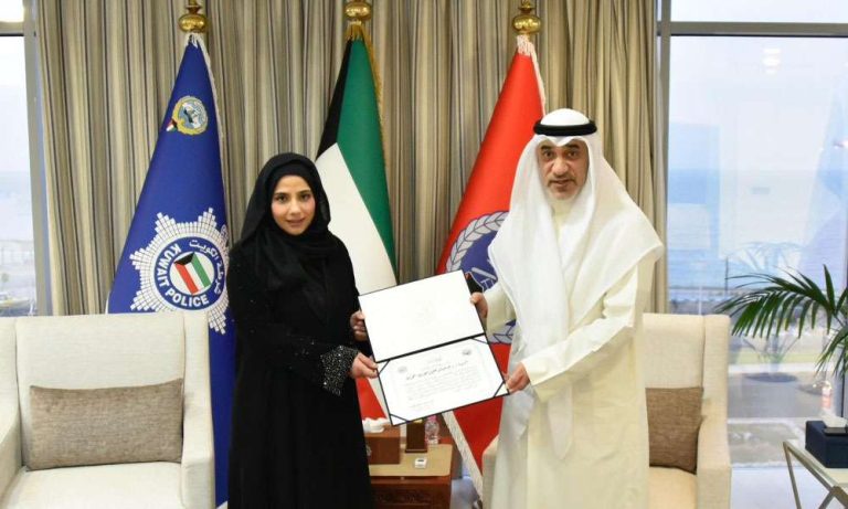 وزير-الداخلية:-حريصون-على-دعم-وتشجيع-الكوادر-الوطنية-المتميزة-في-مختلف-قطاعات-الدولة