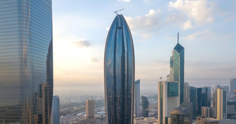 'الوطني'-أفضل-بنك-في-إدارة-النقد-بالكويت-خلال-عام-2025