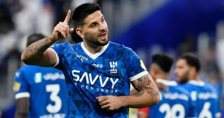 'آس'-تحذر-الريال:-الهلال-يعتمد-على-ملاكم