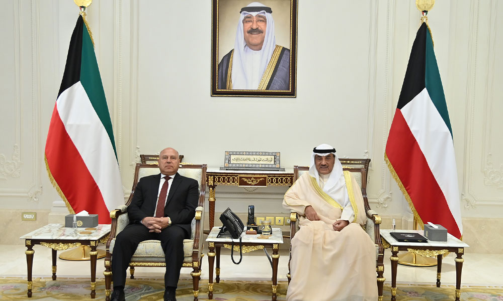 سمو-ولي-العهد-يستقبل-نائب-رئيس-مجلس-الوزراء-للتنمية-الصناعية-وزير-النقل-والصناعة-المصري