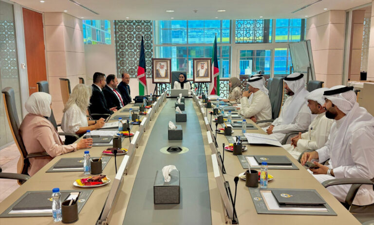 وزيرة-الشؤون-الاجتماعية:-حريصون-على-تطوير-الخدمات-الرقمية-للإرشاد-النفسي-والاجتماعي