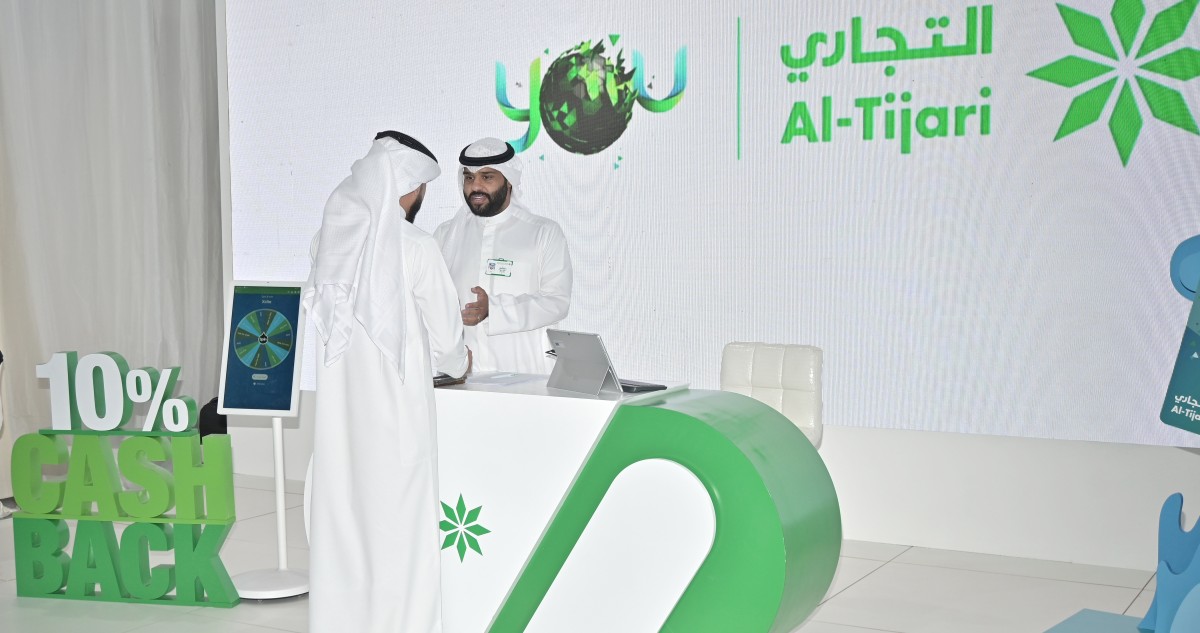 'التجاري'-راعٍ-فضي-للمتلقى-التنويري-لطلبة-'هيئة-التعليم-التطبيقي'