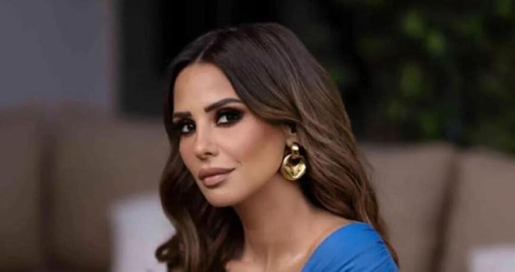 إيمان-العاصي-تصارع-أشقاءها-على-ميراث-والدها-قبل-وفاته