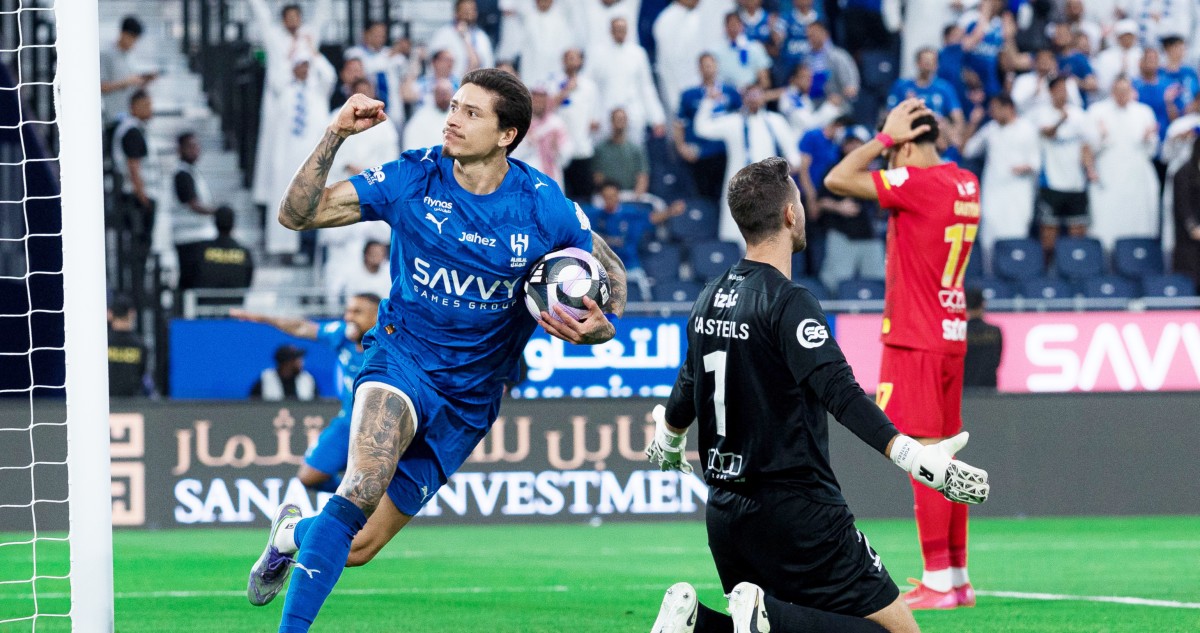 الهلال-يتعثر-أمام-القادسية