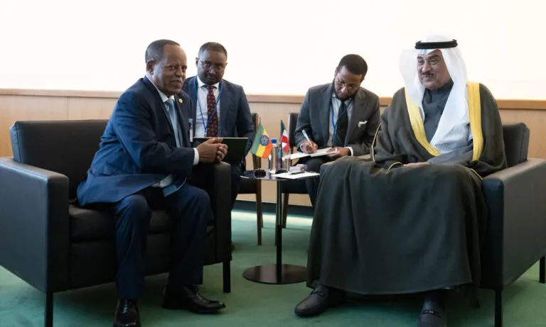 ممثل-سمو-أمير-البلاد-سمو-ولي-العهد-يلتقي-رئيس-إثيوبيا-على-هامش-اجتماعات-الدورة-الـ80-للجمعية-العامة-للأمم-المتحدة