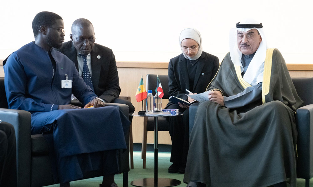 ممثل-سمو-أمير-البلاد-سمو-ولي-العهد-يلتقي-رئيس-السنغال-على-هامش-اجتماعات-الدورة-الـ80-للجمعية-العامة-للأمم-المتحدة