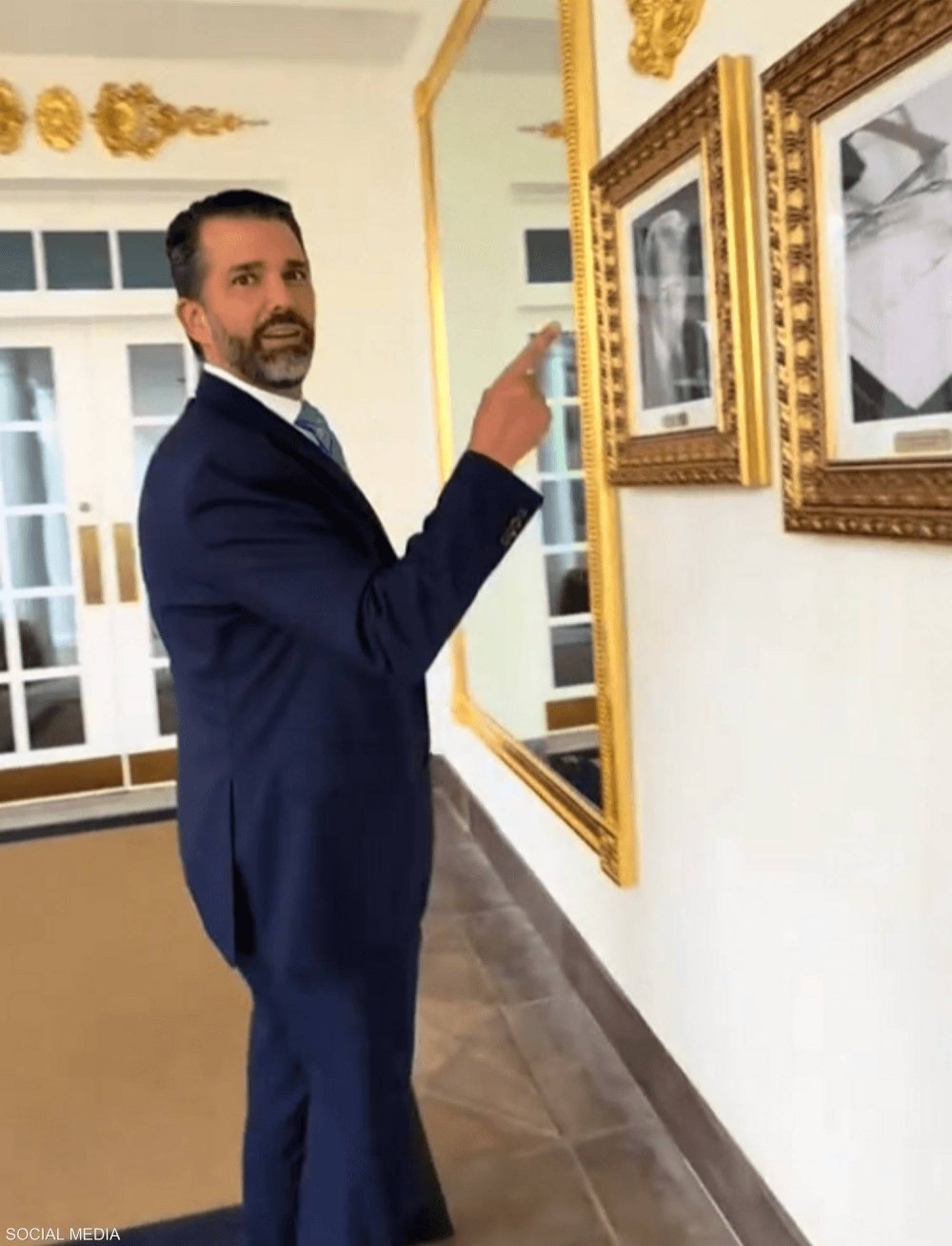 بالفيديو.-نجل-ترامب-يسخر-من-بايدن-في-ممشى-المشاهير-الرئاسي