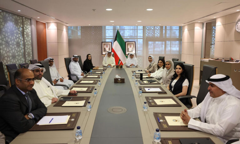 وزارة-التجارة-والصناعة:-إعادة-تحريك-مشروع-سوق-المزادات-للمركبات-ووضعه-على-المسار-التنفيذي-الصحيح