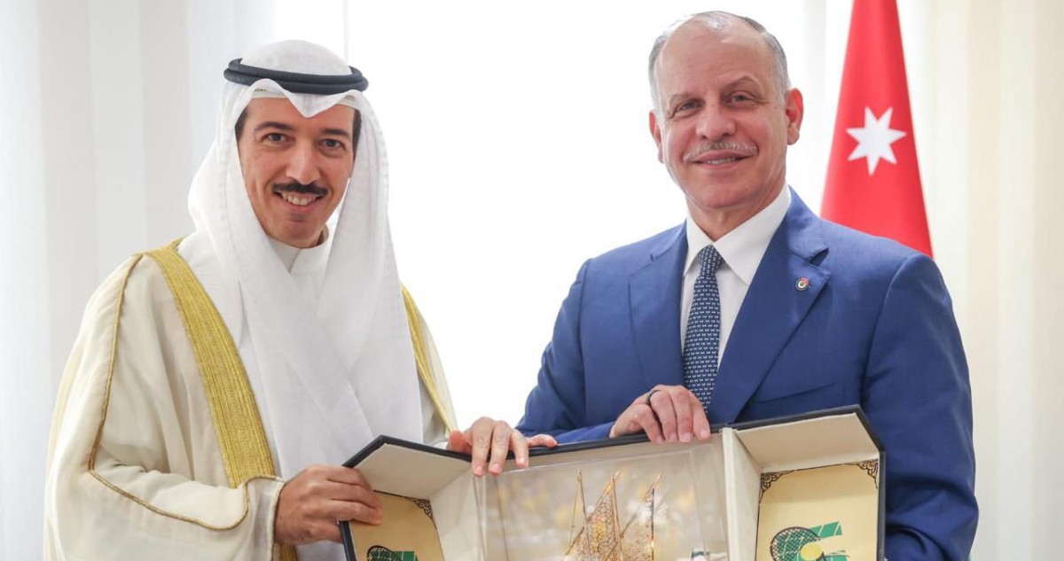 الجابر-وبن-الحسين-ناقشا-أنشطة-'عربي-التنس'