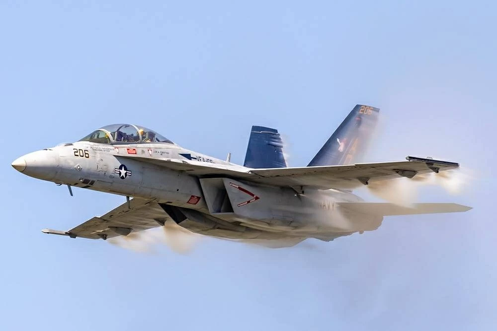 البحرية-الأمريكية-تفقد-أربع-مقاتلات-«سوبر-هورنت»-خلال-عام