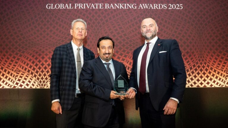 بيت-التمويل-الكويتي-يحصد-جائزة-'أفضل-بنك-إسلامي-للخدمات-المالية-الخاصة'-على-مستوى-الشرق-الأوسط