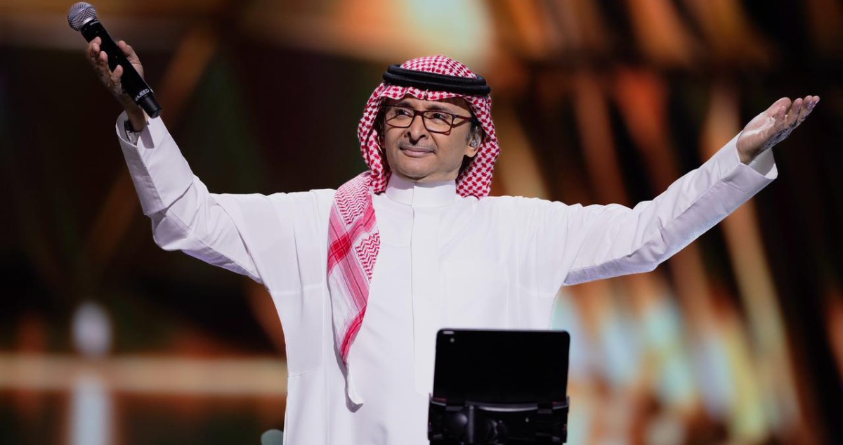 عبدالمجيد-عبدالله…-يعتلي-القمة-على-مسرح-محمد-عبده