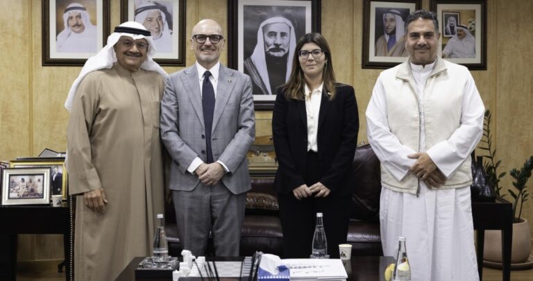 'علي-عبدالوهاب'-تبحث-فرص-التعاون-التجاري-مع-السفير-الإيطالي