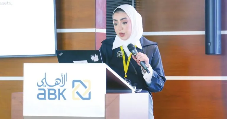 'الأهلي'-ينظم-ورشة-عمل-حول-السلامة-والصحة-المهنية-في-الفروع