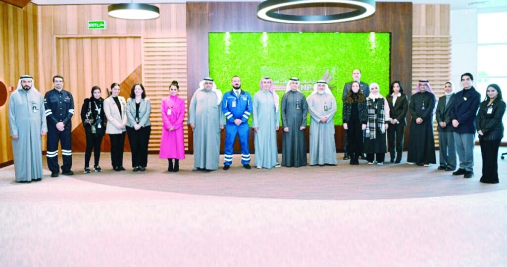 شركات-طاقة-محلية-ودولية-تبحث-تعزيز-التواصل-المؤسسي-مع-شركائها-في-'الأحمدي'