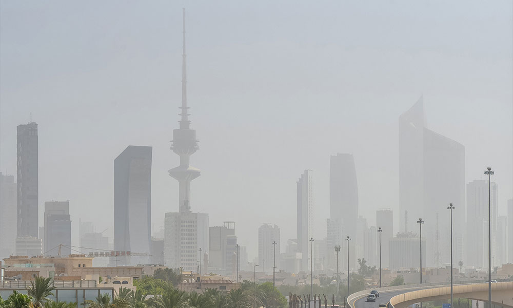 الأرصاد-الجوية:-فرص-للضباب-ليلا-وانخفاض-للرؤية-الأفقية-تستمر-حتى-نهار-الغد