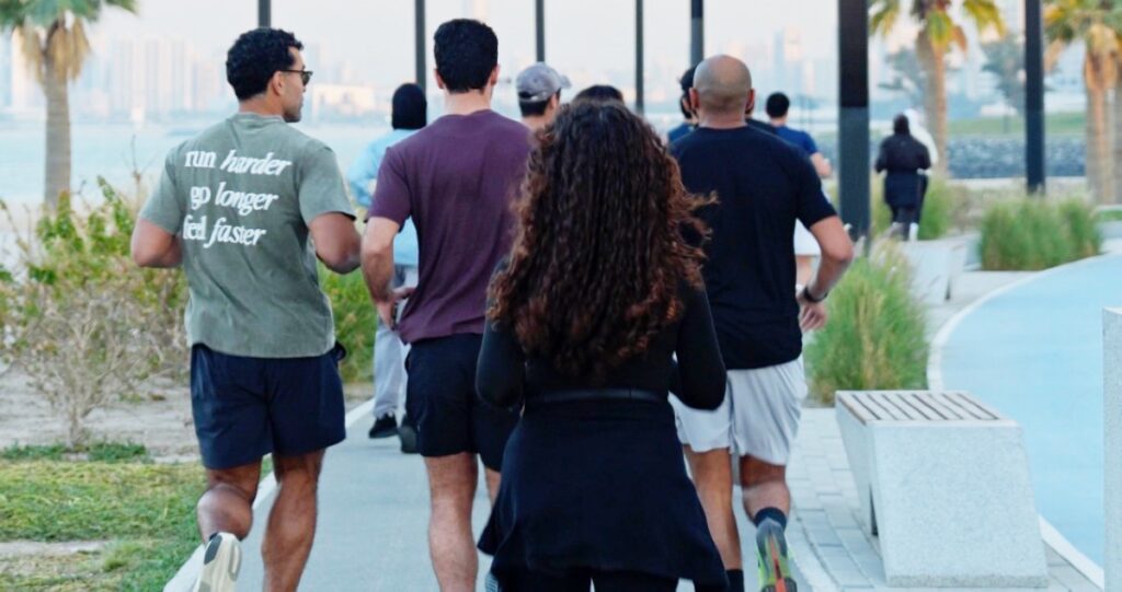 'الخليج':-فعاليات-أسبوعية-للجري-ورسائل-توعوية-عن-الصحة