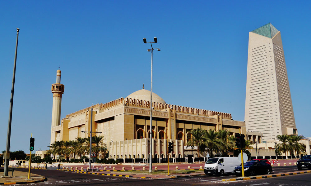 مسجد-الدولة-الكبير-يعتذر-عن-عدم-استقبال-مرتاديه-لصلاتي-عيد-الفطر-والجمعة