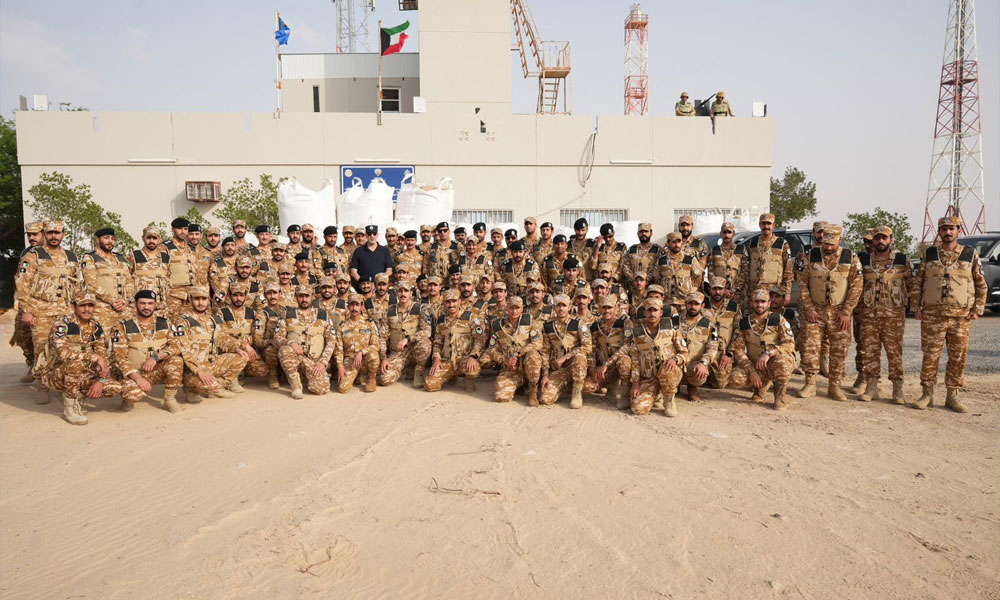 النائب-الأول-وزير-الداخلية-يتفقد-مراكز-الحدود-الشمالية-وقطاعات-أمنية-حيوية-ويشدد-على-الحزم-تجاه-أي-محاولات-تمس-أمن-الكويت