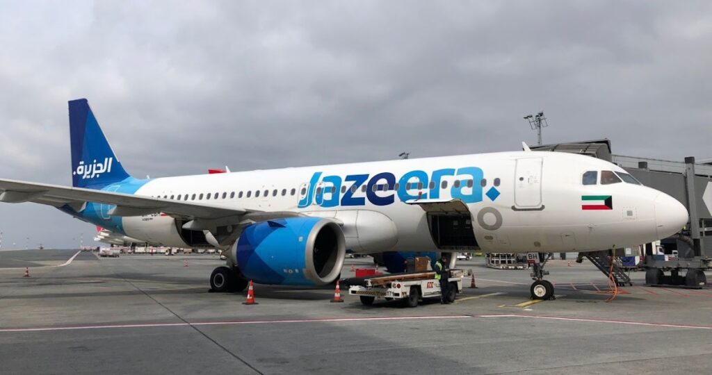 'الجزيرة'-تؤسس-ممراً-حيوياً-لسلاسل-الإمداد-إلى-الكويت-عبر-مطار-القيصومة