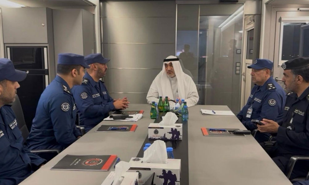 النائب-الأول-لرئيس-مجلس-الوزراء-ووزير-الداخلية-يتفقد-حريق-خزانات-وقود-المطار