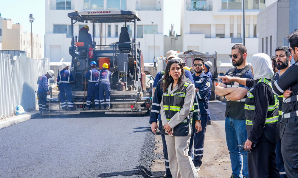 وزيرة-الأشغال-العامة-تتفقد-سير-تنفيذ-المشاريع-في-محافظة-مبارك-الكبير