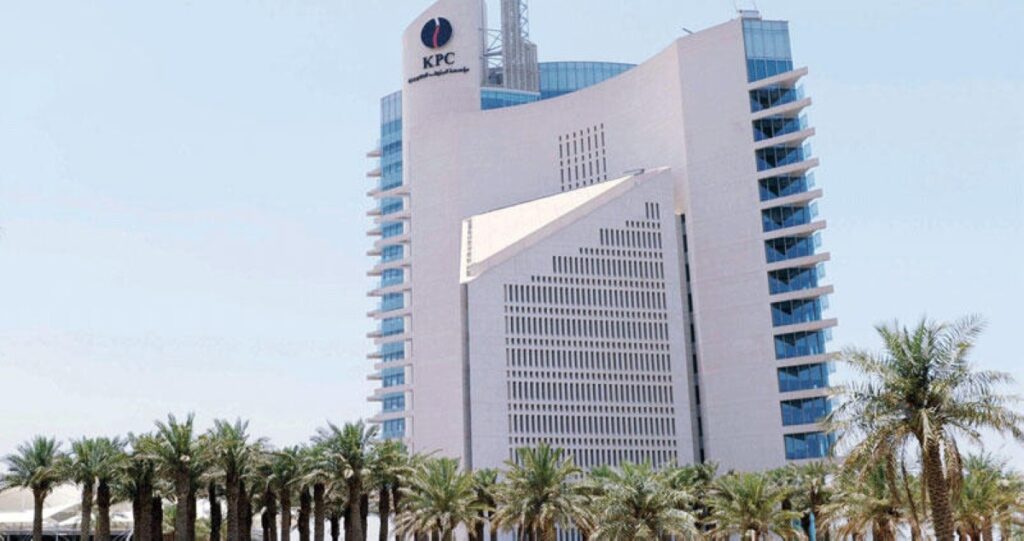 مؤسسة-البترول:-مصفاة-ميناء-الأحمدي-تعرّضت-لاستهداف-آثم-بمسيّرات