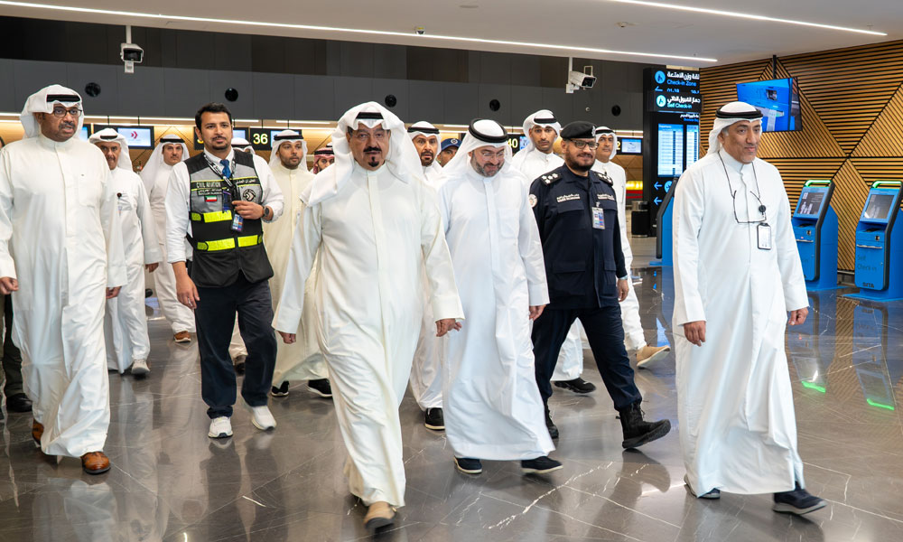 سمو-رئيس-مجلس-الوزراء-يقوم-بزيارة-تفقدية-إلى-مطار-الكويت-الدولي